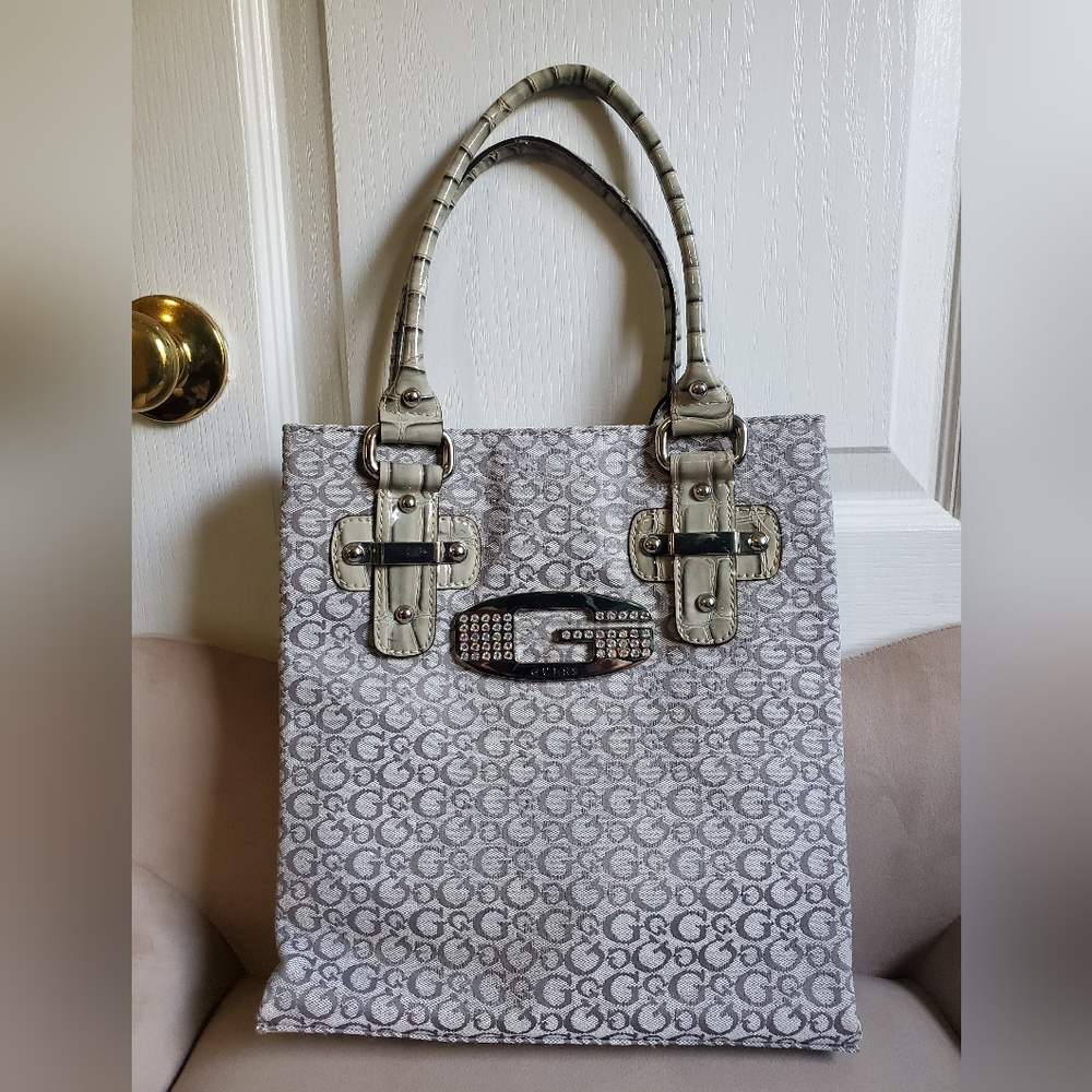 Vintage Guess Tansy Silver Rhinestone Signature Handbag